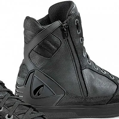 Forma Hyper Waterproof Shoes