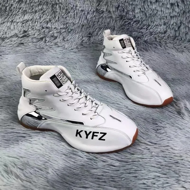 Lightweight Versatile Sneakers