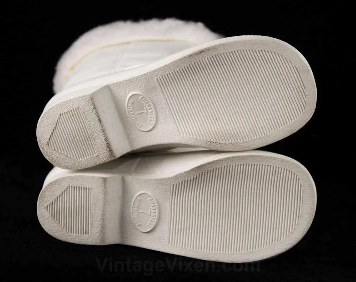 Toddler Size 7 White Galoshes - Authentic 1950s Baby's Rain Boots - Waterproof Rubber Shoes with Faux Fur Cuff - 50s 60s Deadstock - 48058