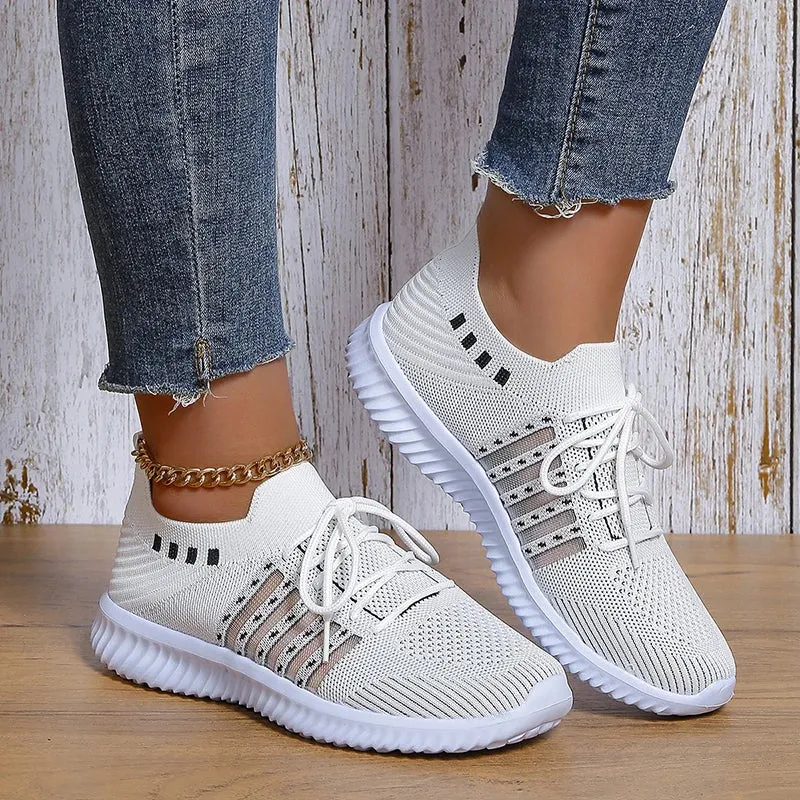 Women's lightweight soft sole sneakers